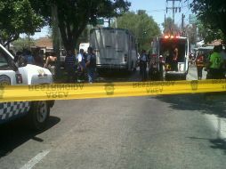 El conductor del camión fue detenido por la Policía Vial y puesto a disposición de la FGE.  /