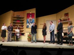 El conductor guatemalteco Héctor Sandarti en la obra Toc, Toc, donde interpretaba el personaje ''Camilo''. ARCHIVO /