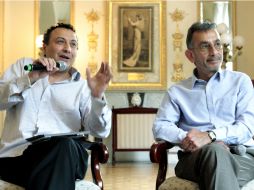 Cuauhtémoc Nájera, coordinador Nacional de Danza del INBA  (i), y Ángel Ancona, coordinador del Sistema de Teatros (d). NTX /