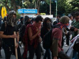 Fuentes policiacas reportaron que estudiantes normalistas han tomado y bloqueado casetas de la Autopista Siglo XXI. ARCHIVO /