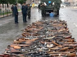 En Centroamérica circulan ''dos millones 826 mil armas'', de las cuales, dos de cada tres son ilegales. ARCHIVO /