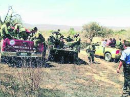 Tlajomulco de Zúñiga. Elementos de varias corporaciones participaron en las labores para sofocar las llamas. ESPECIAL /