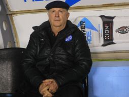 Sobre su futuro y un eventual descenso del equipo, a año y medio de concluir su contrato, refiere que confía en salir adelante. MEXSPORT /