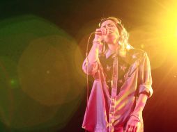 Bebe mantuvo a los asistentes coreando sus canciones de su nueva producción discográfica Pafuera Telarañas. EL INFORMADOR /