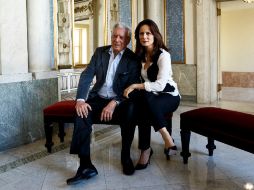 El escritor peruano, Mario Vargas Llosa y la actriz Aitana Sánchez-Gijón. AP /