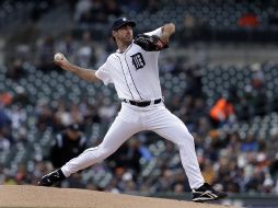 Justin Verlander será examinado con cuídado por los médicos para saber cuando vuelve a lanzar. AP /
