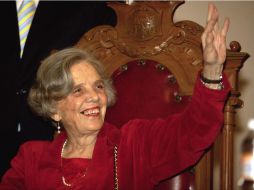 Poniatowska permanació en reposo en su casa por varias semanas. ARCHIVO /