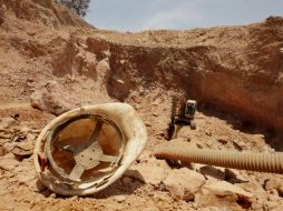 Los mineros quedaron atrapados al interior del yacimiento tras el incendio de una grúa. ARCHIVO /