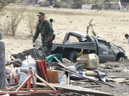 La volcadura se registra alrededor de las 14:50 horas de este domingo, frente al poblado de Corralillos, en Zapotlanejo.  /