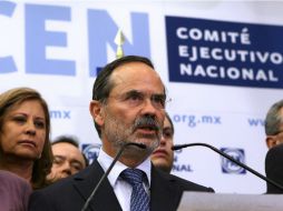 Acción Nacional afirma que el Pacto por México no puede desvincularse de las acciones democráticas indispensables. EFE /