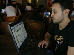 Los usuarios pueden administrar las listas de contactos de confianza  utilizando su configuración de seguridad en Facebook. ARCHIVO /