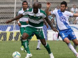 Santos recibe una multa de 64 mil 760 pesos, mientras que Gallos Blancos, de una cantidad de 90 mil 664 pesos. ARCHIVO /