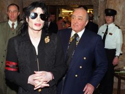 Buscan probar que AEG Live quería mantener activo a un enfermo Michael Jackson para que cumpliera con calendario de conciertos. ARCHIVO /