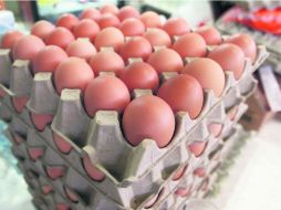 Abasto caro. Los productores de huevo de Jalisco afirman que venden a los mayoristas a 26 pesos el kilo. NTX /