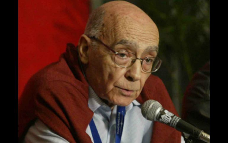 José Saramago, falleció hace tres años, y su última novela aún no ve el día en que será publicada. ARCHIVO /