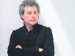 ''Que cada uno haga su oficio lo mejor posible; no ser estúpidamente conservadores; enseñar coraje y no el miedo'' dice Baricco. ESPECIAL /