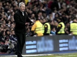 Javier Aguirre dice que su prioridad es imponerse a Real Madrid antes de ''ayudar'' a la coronación del Barcelona en la Liga de España. ARCHIVO /