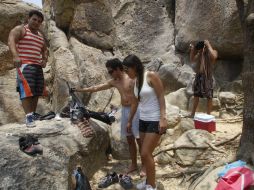 Los asistentes a la zona de El Diente aseguran que hace falta seguridad en el lugar.  /