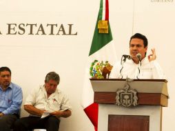 El gobernador del Estado, Aristóteles Sandoval (d), espera que esta semana sea aceptado el nuevo modelo de seguridad. ARCHIVO /