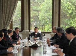 Enrique Peña Nieto se reúne con embajadores para recordar los pilares de la relación de México con otros países. ESPECIAL /
