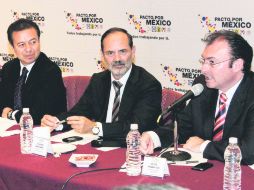 César Camacho, Gustavo Madero y Luis Videgaray afirman que el trabajo que tienen en la iniciativa es enorme en términos cuantitativos. NTX /