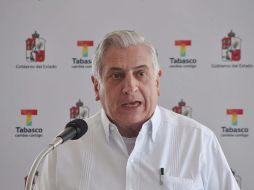 El Gobernador de Tabasco, Arturo Núñez Jiménez, ofrece una rueda de prensa. NTX /