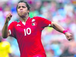 Dos Santos tiene un contrato de cuatro años con el club Mallorca, pero de descender, el jugador mexicano podría irse a otro equipo.  /