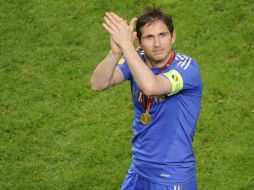 Frank Lampard muestra su deseo de que llegue Mourinho al equipo. AFP /