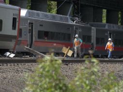 El equipo de la NTSB se encuentra en la zona de colisión para investigar a fondo las razones del choque. AFP /