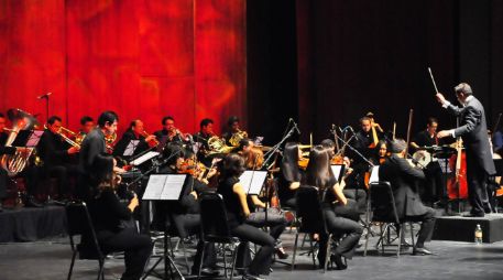 La gira ''Metallica...and symphony for all'' actuará en Cuernavaca, Puebla, Zacatecas, San Luis Potosí y Ciudad Juárez próximamente. ARCHIVO /