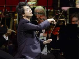 El pianista Lang Lang es famoso por darle una nueva imagen a la música clásica. ARCHIVO /