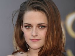 Recientemente Kristen Stewart fue vinculada con un hijo de Arnold Schwarzenegger y con una mujer. ARCHIVO /