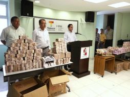 El ex tesorero Sainz Pineda niega saber de dónde provienen los 88 millones 560 mil 134 pesos incautados por la PGJE. ARCHIVO /