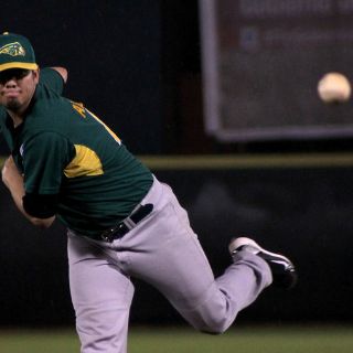 Pericos apalea 15-4 a Vaqueros Laguna