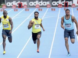 ''Era importante salir de aquí saludable y no intentar un gran esfuerzo ante las condiciones'', indica Gay (c). EFE /