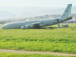 Autoridades realizan investigaciones para determinar las causas del incendio. AFP /