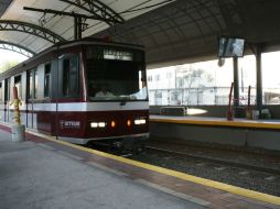 Del Toro dice que al paso que van el estudio de la ruta concluirá hasta diciembre. ARCHIVO /