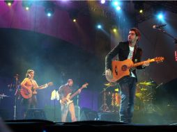 Entre el repertorio que ofrecerá Ubago están temas como ''Ella vive en mí'' y ''Dueños de este mundo''. ARCHIVO /