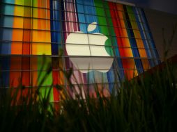 La ITC confirma la versión de Samsung Electronics de que los productos de Apple infringen cuatro de sus patentes de tecnología. ARCHIVO /