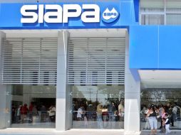 Los ex trabajadores del SIAPA habían ganado un juicio para recibir 25 y 10 millones de pesos, respectivamente. ARCHIVO /