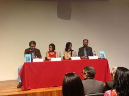 En la presentación del libro estuvieron presentes Juan Villoro y Anamari Gomís. ESPECIAL /