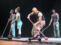 En este ''show'', cualquier utensilio es susceptible de convertirse en un instrumento musical. EL INFORMADOR /