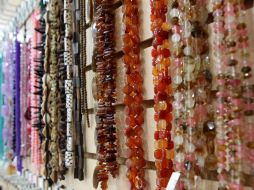 Crear tus propias pulsera te hará ganar dinero y expresar tu creatividad. ARCHIVO /