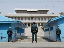 Las dos Coreas inician en la aldea fronteriza de Panmunjom, una reunión destinada a preparar el terreno para negociaciones. EFE /