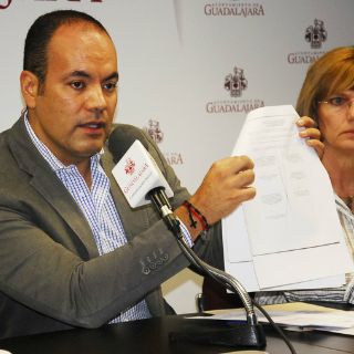 Motel se autoriza con trámite falso: PAN