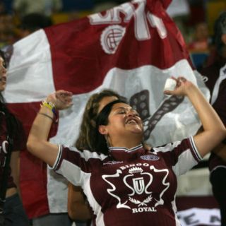 Suspenden partido por muerte de un aficionado