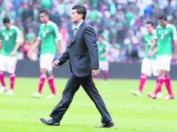 En entredicho. ''Chepo'' de la Torre puede jugarse el puesto al frente del Tri en la próxima Copa Confederaciones. EFE /