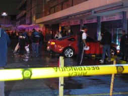 Los agresores utilizaron armas cortas y fusiles AK-47. Autoridades localizaron una pistola .9 milímetros junto al cuerpo de la víctima. EL INFORMADOR /