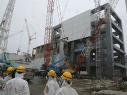 Japón planea quitar el combustible fundido antes de lo planeado en Fukushima. AP /