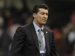 La molestia de los aficionados hacia José Manuel de la Torre se ha echo evidente. NTX /